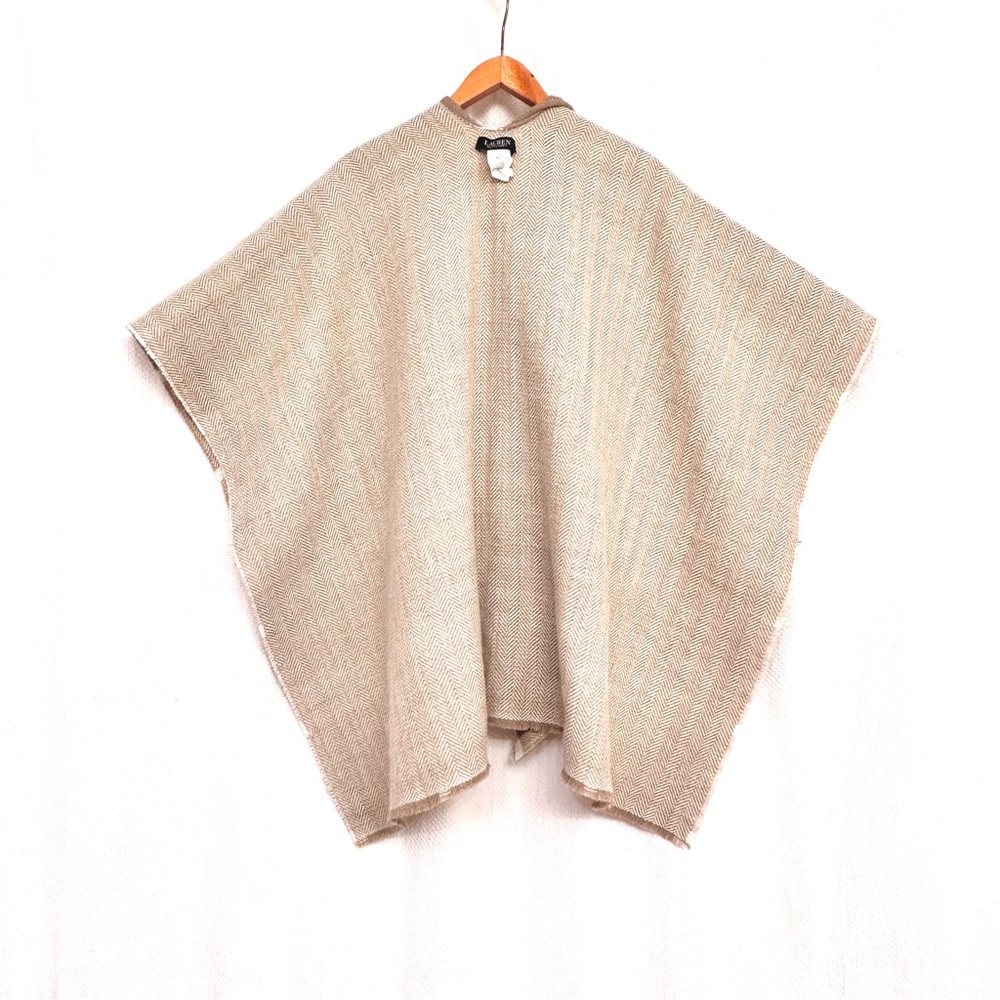 Lauren Ralph Lauren Tan and Cream Checkered Cape - Picture 4 of 7